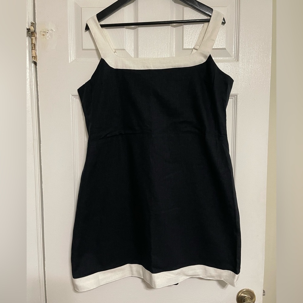 Abercrombie & Fitch Black and White Mini Dress